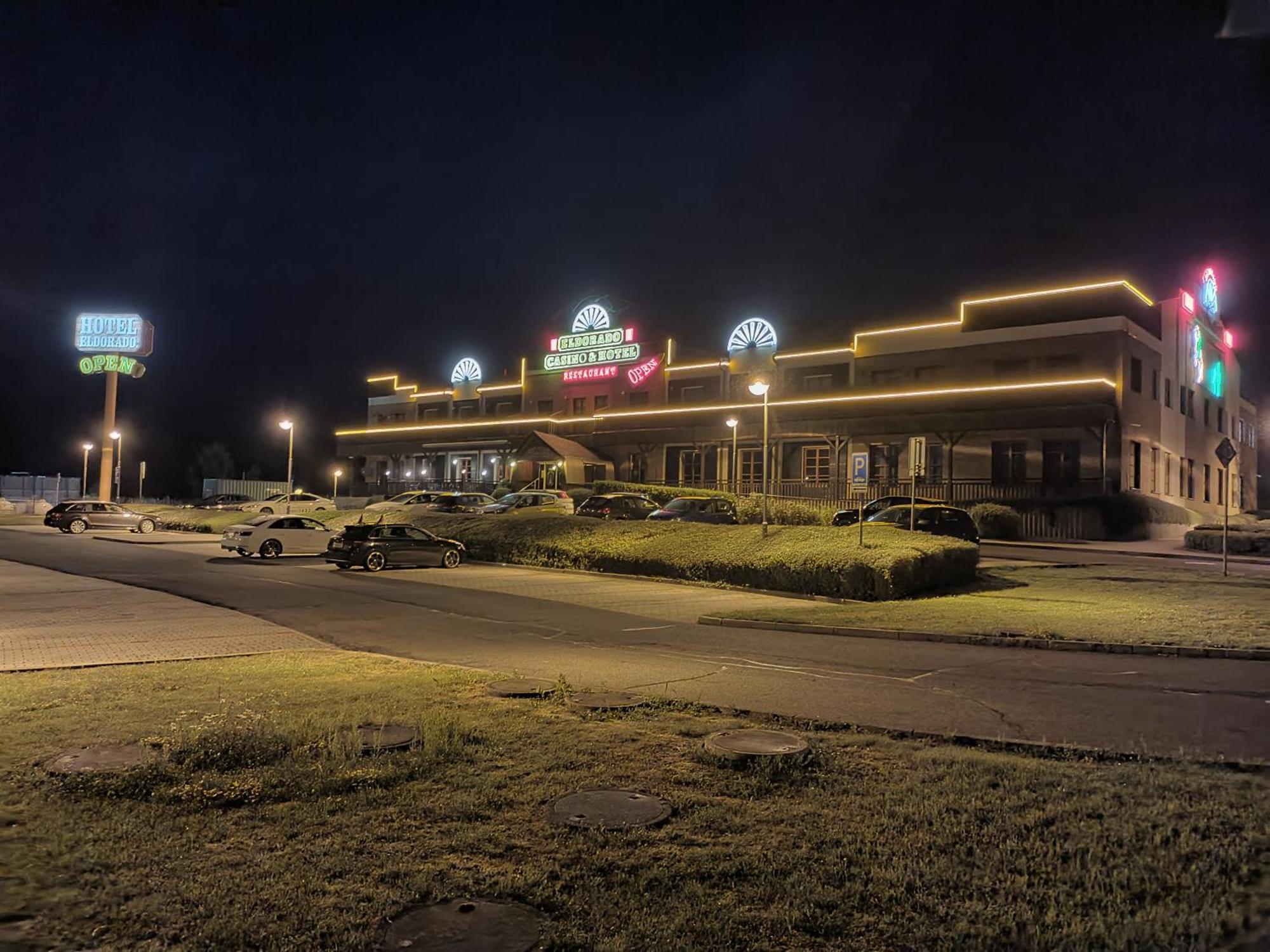 Casino&Hotel Eldorado Ceska Kubice Exterior foto